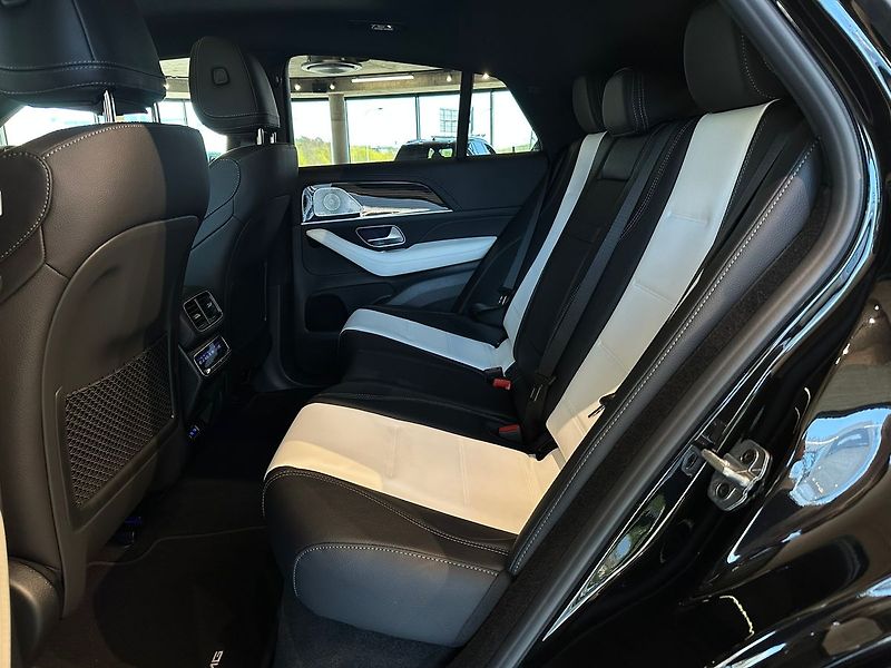 Mercedes-Benz Ostatní 450d Kupé 4MATIC, AMG Premium - fotka 37 z 41