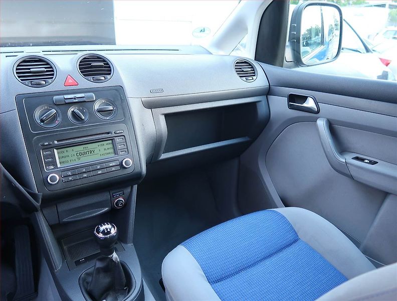 Volkswagen Caddy (2005) 1.6, 7Míst, 1Maj - fotka 8 z 17