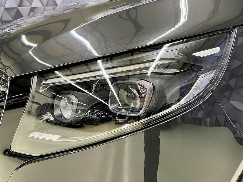Mercedes-Benz Třídy V 300d 4MATIC AMG EXCLUSIVE XL - fotka 7 z 34