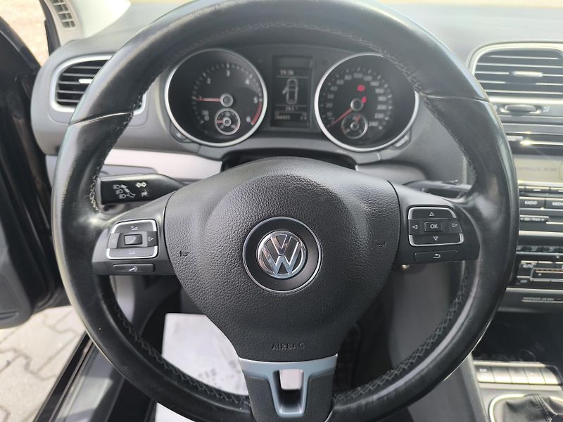Volkswagen Golf (2010) 2.0 TDi 4x4 ČR,DOLOŽENÉ KM - fotka 17 z 25