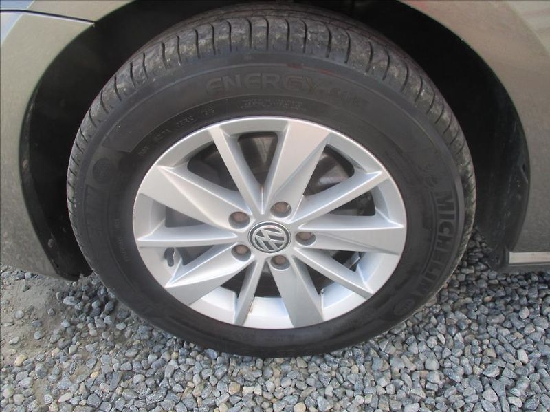 Volkswagen Golf 1,2 TSi,aut.klima.serv.kn. - fotka 27 z 39