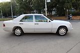 Mercedes-Benz 124 W124 320 E Sedan (1993) - náhled 11