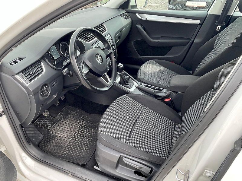 Škoda Octavia (2016) Combi 1,6 TDI / 81 kW Ambition - fotka 7 z 30