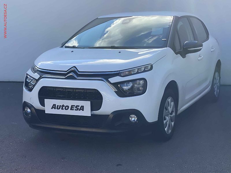 Citroën C3 (2022) 1.2, Feel, navi - fotka 3 z 17