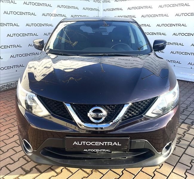 Nissan Qashqai 1,2 DIG-T Czech-line,serv.kn. - fotka 2 z 21
