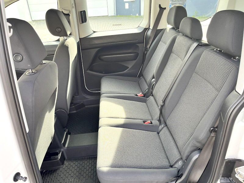 Volkswagen Caddy (2022) Trendline 2,0 TDi 75kW 6man - fotka 11 z 22