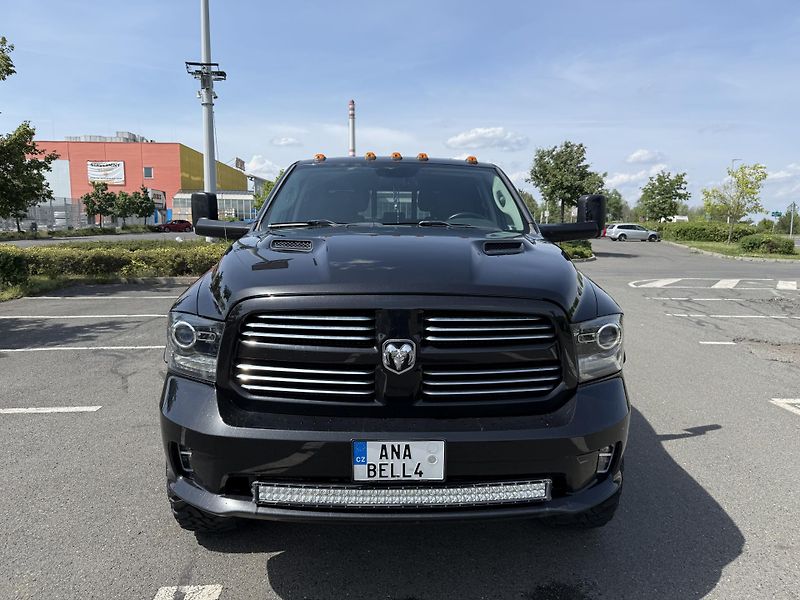 Dodge RAM (2017) SPORT 1500 - fotka 5 z 12