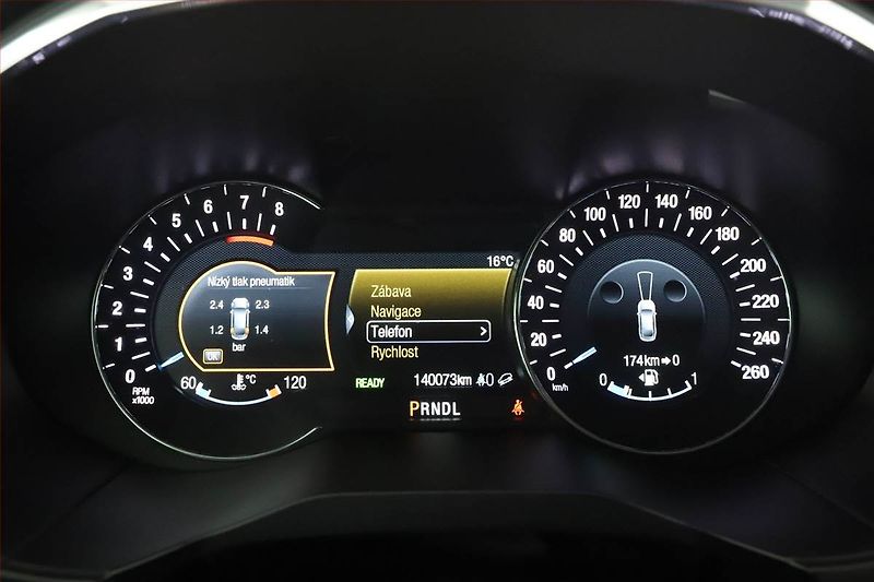 Ford S-MAX (2022) Titanium Hybrid - fotka 8 z 16