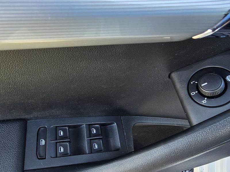 Škoda Octavia 1.4 TSI STYLE NAVI 1Majitel - fotka 13 z 24