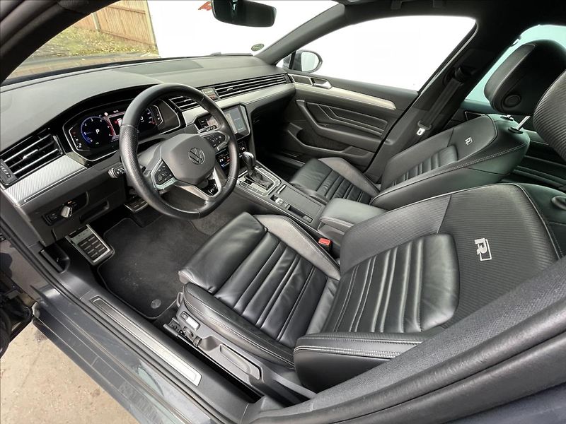 Volkswagen Passat 2,0 TDI 4MOT DSG RLine  Varian - fotka 5 z 23