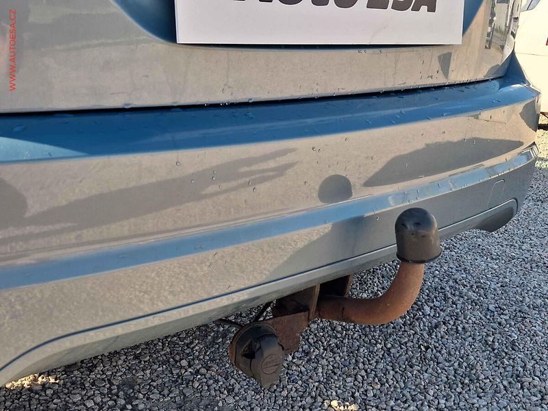 Ford Focus (2008) 1.6i, 1.maj,ČR, AC - fotka 17 z 19