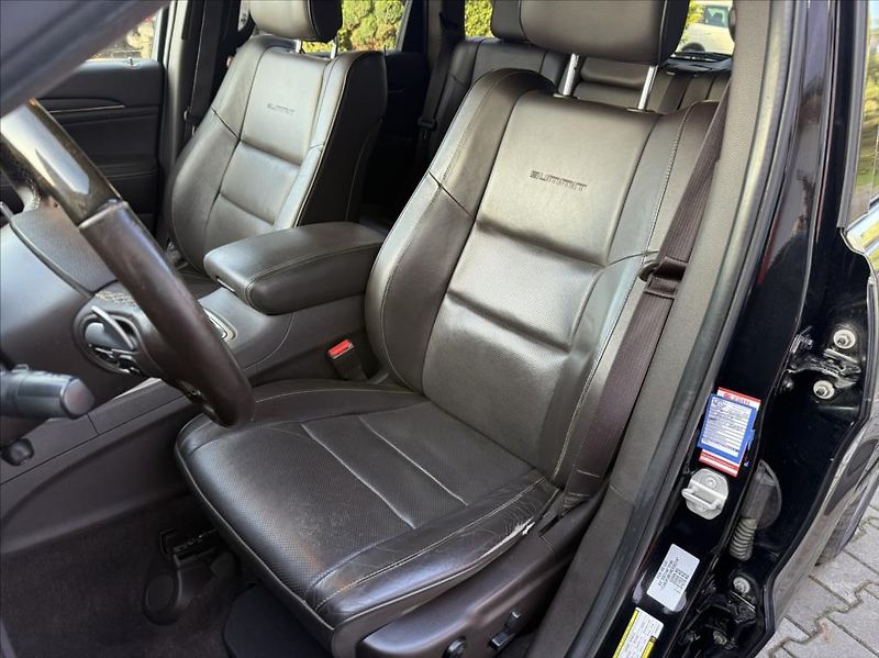 Jeep Grand Cherokee 3,0 CRD SUMMIT H&K awd záruka - fotka 14 z 42