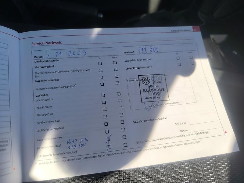Škoda Yeti 2.0TDI 4X4 103KW,KRÁSNÝ,140TKM - fotka 14 z 29