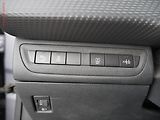 Peugeot 2008 (2015) 1.2PT, Allure - náhled 13