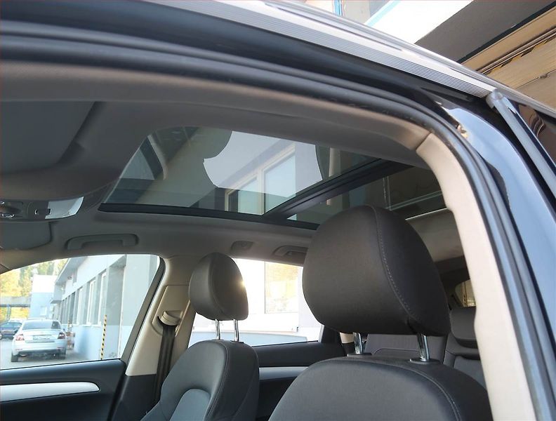 Audi Q5 (2010) 2.0 TDI, 4X4, Automat, Navi - fotka 15 z 20
