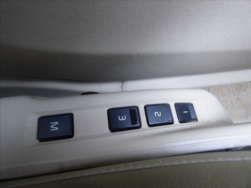 Volvo XC60 2,0 D3  Summum - fotka 34 z 34