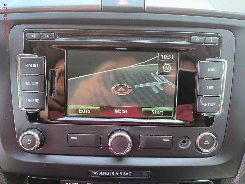 Škoda Superb (2013) 2.0 TDi 4x4, ČR, Bixen, navi - fotka 12 z 19
