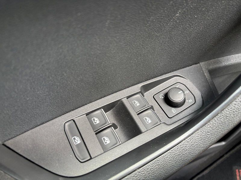 Škoda Karoq (2019) 1.5 TSI 110kW DSG Style - fotka 10 z 35