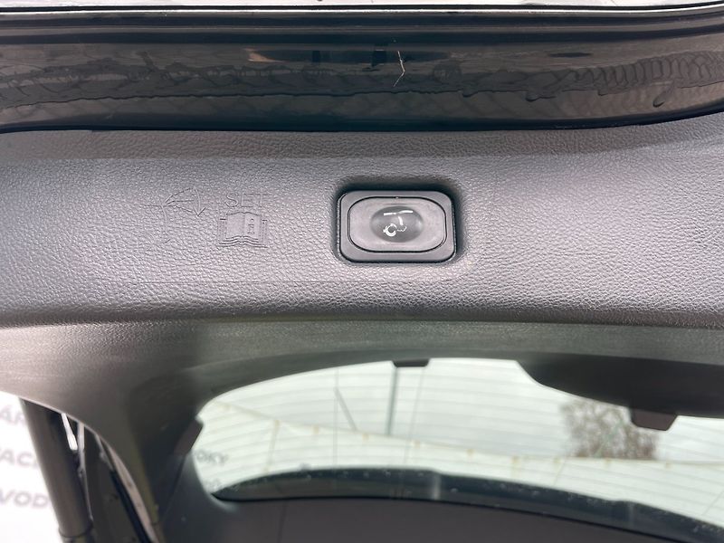 Škoda Rapid (2015) 1.2 TSi 63kW! 2 sady kol! - fotka 11 z 25