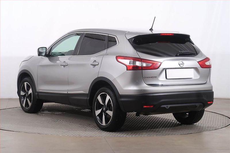Nissan Qashqai (2016) 1.2 DIG-T, Serv.kniha, Navi - fotka 4 z 23