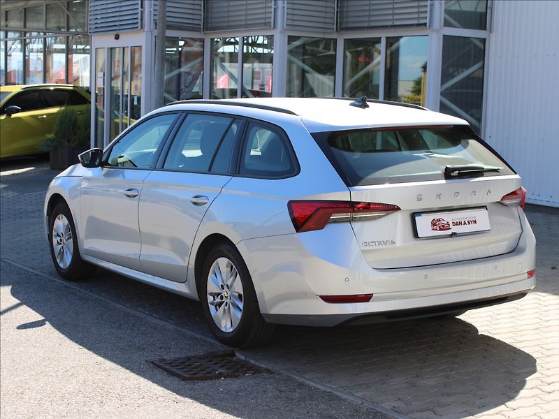 Škoda Octavia 2,0 TDI Ambition 1.majitel CZ - fotka 4 z 10