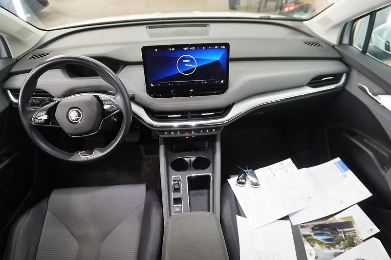 Škoda Enyaq 150kw, iV80 19ALU SOH 96% - fotka 5 z 8