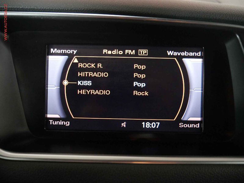 Audi Q5 (2011) 2.0 TDI quattro, ČR, AT - fotka 18 z 20