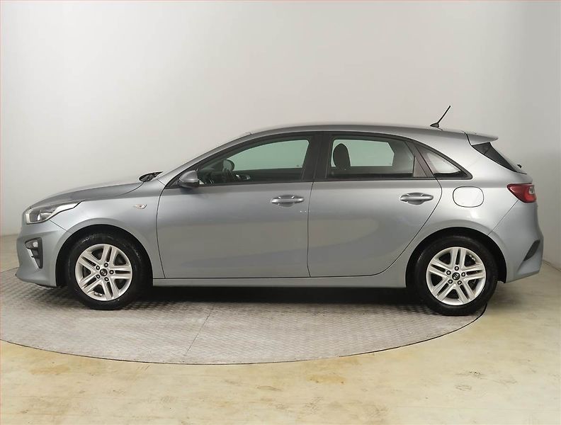 Kia Ceed (2019) 1.4 CVVT, Serv.kniha, Tempomat - fotka 3 z 17