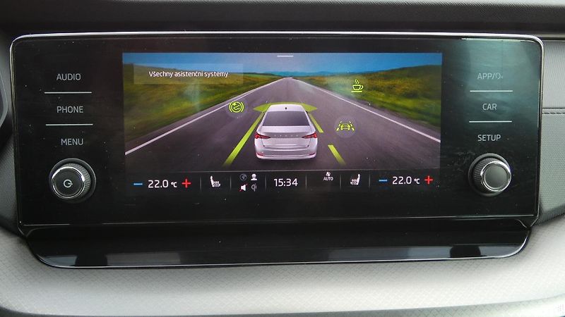 Škoda Octavia 1.5 TSI DSG Ambition - fotka 14 z 22