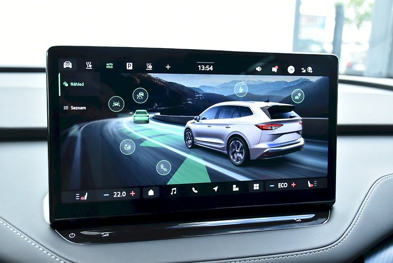 Škoda Enyaq (2026) 85 Sportline 210kW - fotka 14 z 35