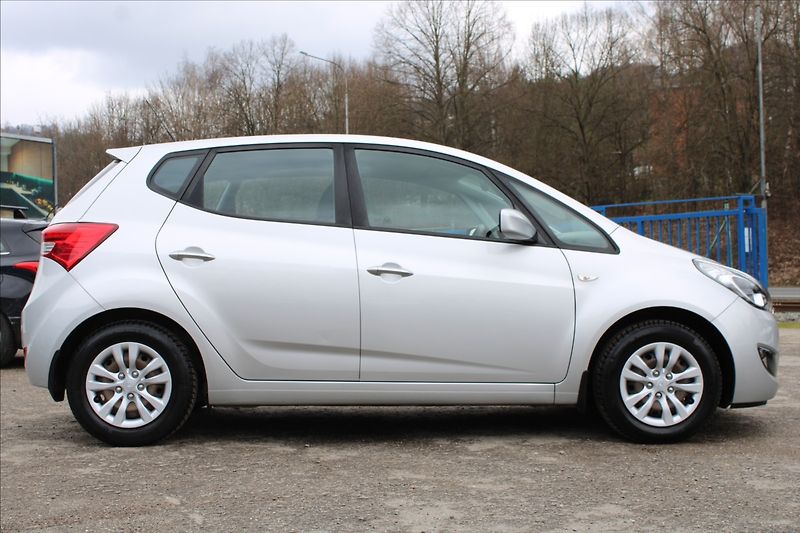 Hyundai ix20 1,4 CVVT  NOVÉ V ČR,1.MAJITEL - fotka 4 z 29