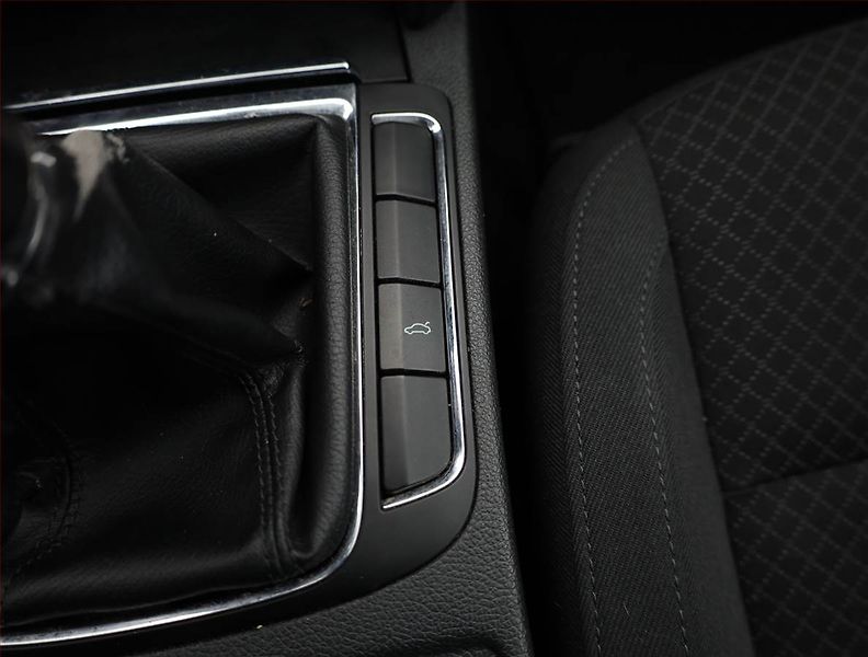 Škoda Superb (2013) Ambition 2.0 TDI, Serv.kniha - fotka 13 z 18