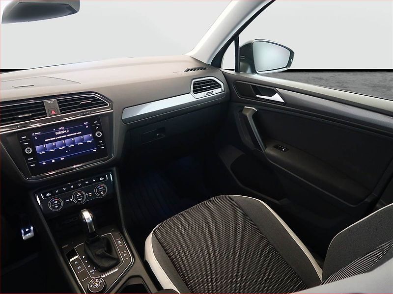 Volkswagen Tiguan (2019) 2.0 TDI - fotka 8 z 22