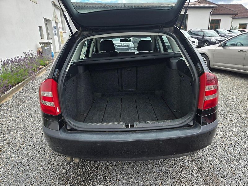 Škoda Octavia (2005) 2.0 TDI - fotka 11 z 16