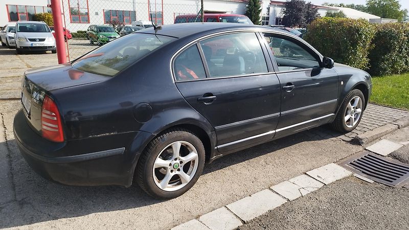Škoda Superb 1.9TDI,volat- 608 081 843 - fotka 4 z 12