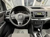 Volkswagen Sharan 2,0 TDI Panorama Automat DSG - náhled 32
