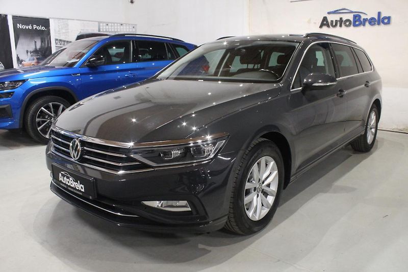 Volkswagen Passat (2020) 2.0TDI DSG Display Matrix - fotka 6 z 38