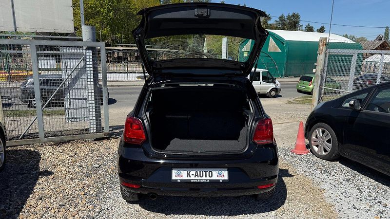 Volkswagen Polo (2014) 1.2TSi 66kW *Alu*Tažné*PDC* - fotka 20 z 23