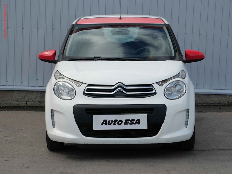 Citroën C1 (2017) 1.2i, ČR, Klima - fotka 2 z 17