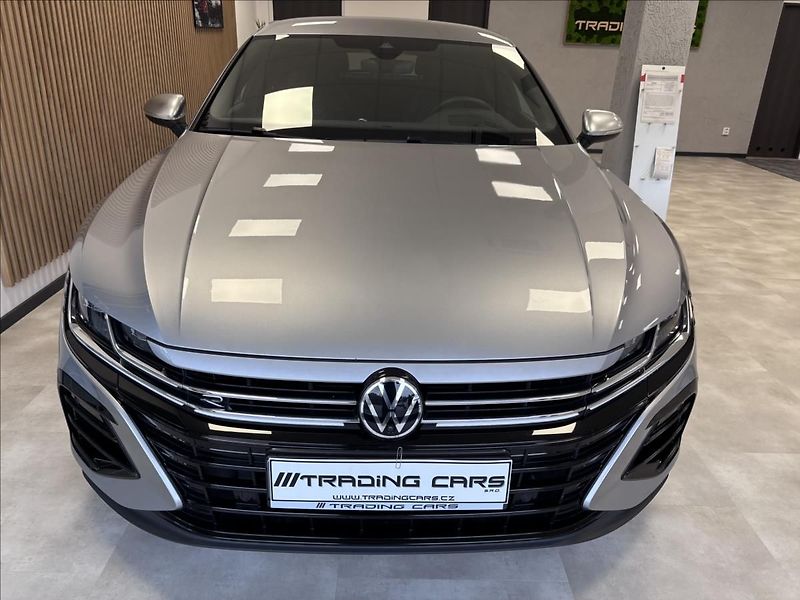 Volkswagen Arteon Shooting Brake R 2.0 TSI - fotka 2 z 22