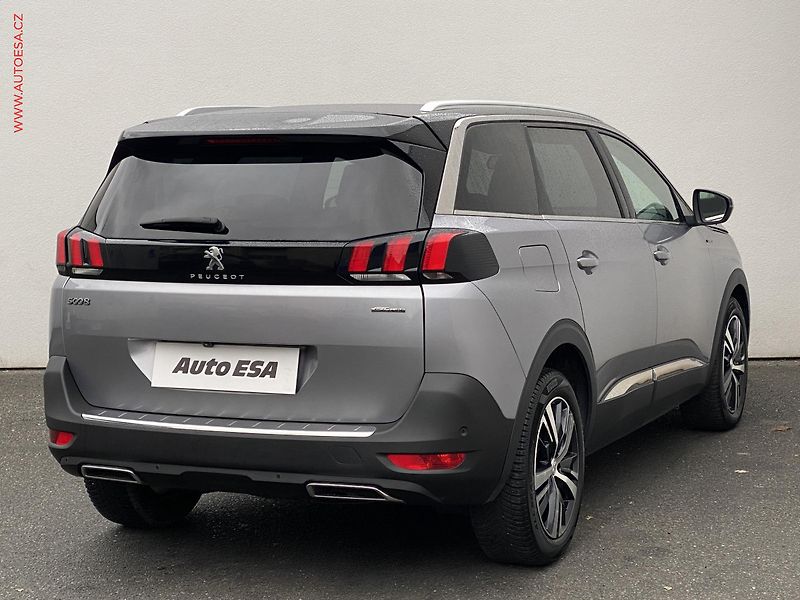 Peugeot 5008 (2018) 1.5 HDi, GT Line - fotka 4 z 18