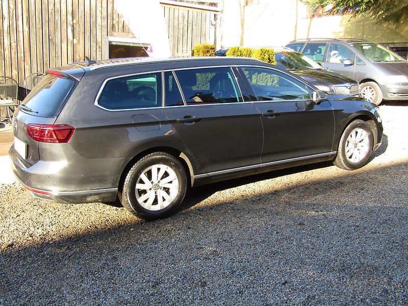 Volkswagen Passat (2022) 2.0 TDI DSG 147kW  MATRIX - fotka 10 z 41
