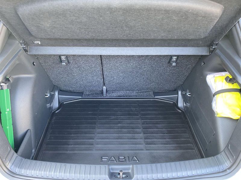Škoda Fabia (2025) 1.0 TSI DSG Monte Carlo - fotka 27 z 33