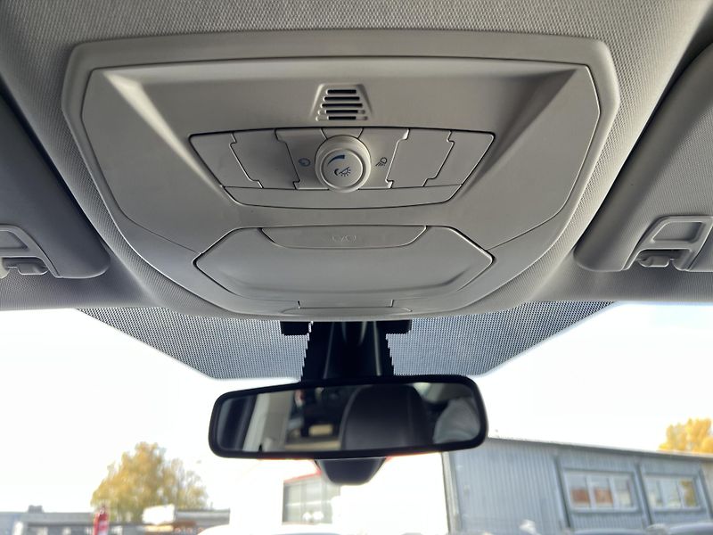 Ford Kuga 2.0TDCi 4x4 TEMPOMAT KLIMA ALU - fotka 19 z 41