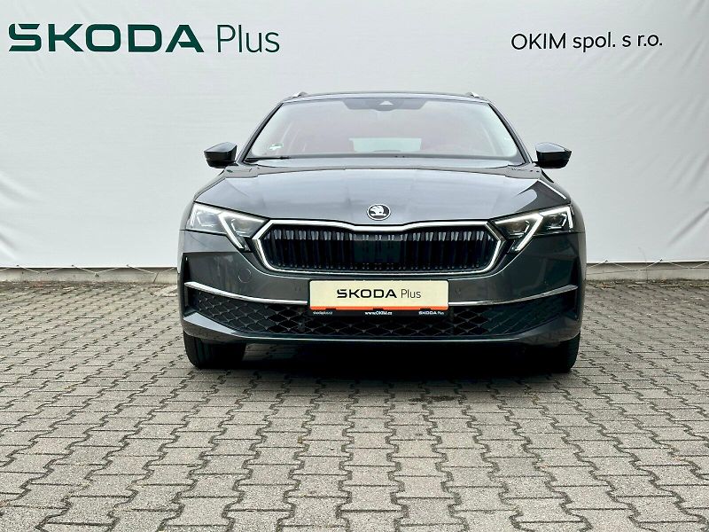 Škoda Octavia (2025) 1.5 TSI 110kW MHEV Top Selecti - fotka 4 z 24