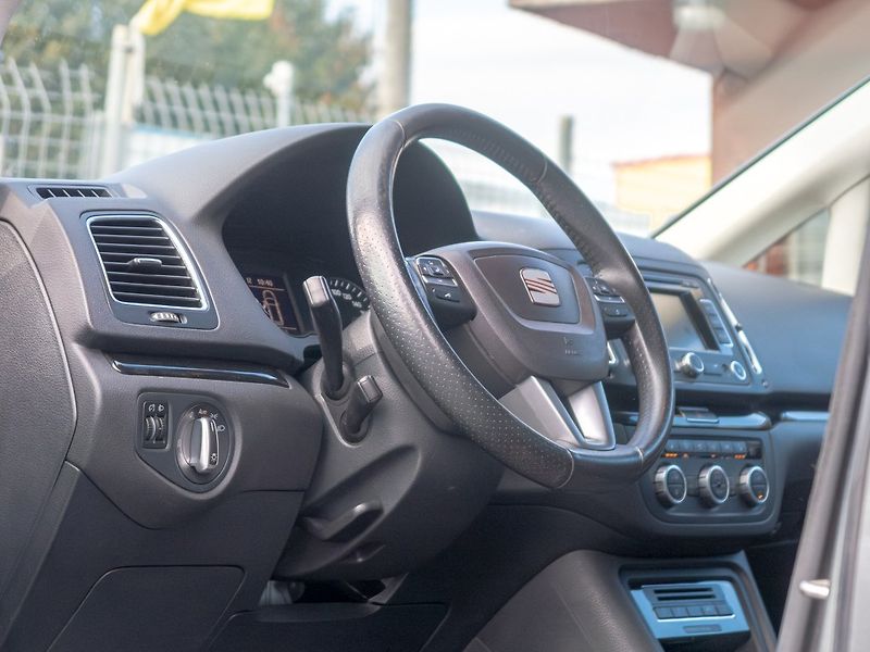 Seat Alhambra (2015) 2.0TDI 130KW 7sed – SERVIS - fotka 12 z 53