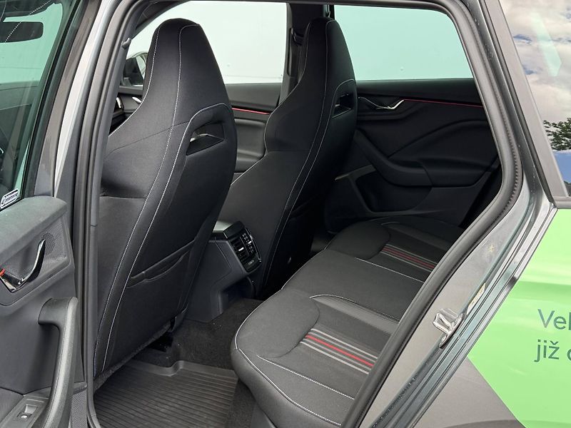 Škoda Kamiq (2026) Monte Carlo 7DSG 1,0TSI - fotka 7 z 22