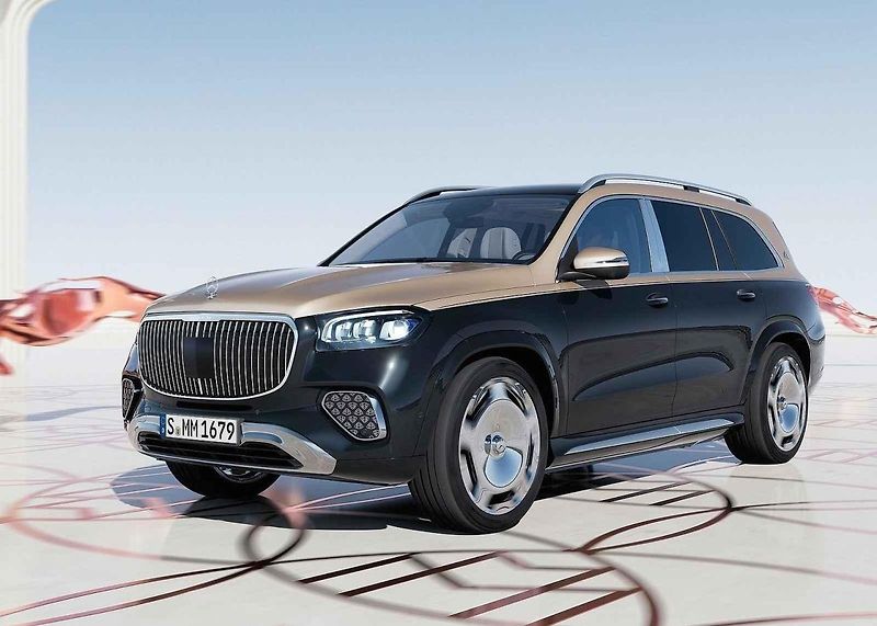 Velká SUV omezují při parkování i běžná malá auta