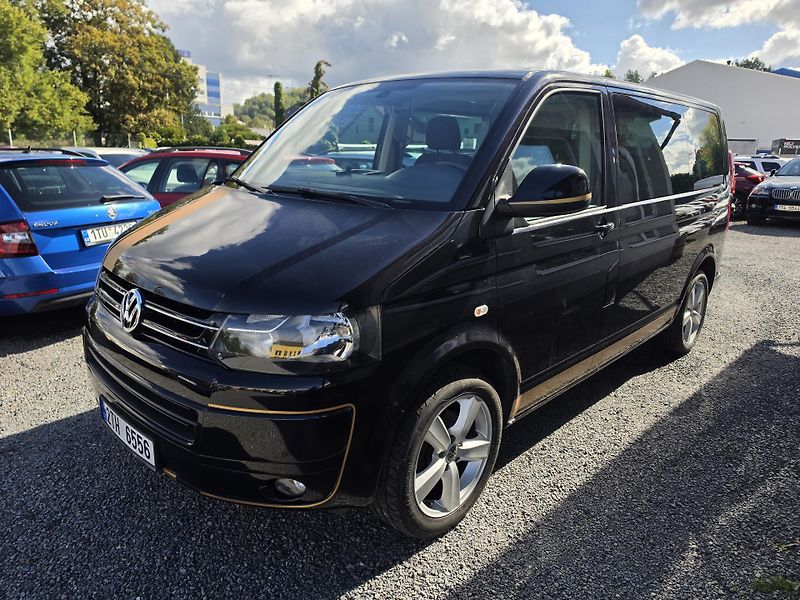 Volkswagen Multivan 2.0 TDI 7 Míst Special - fotka 2 z 22