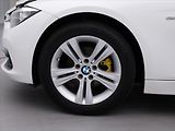 BMW Řada 3 2,0 320i 135kW CZ xDrive Sport - náhled 31